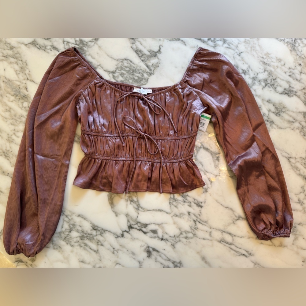 NWOT All in Favor Mauve Satin Puff Sleeve Peasant Cropped Peplum Top | Size S - Picture 2 of 8